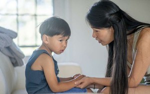 Dù tức giận đến đâu, cha mẹ cũng không nên phê bình con trong 7 tình huống