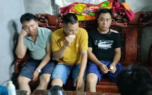 Khởi tố, bắt tạm giam 3 cựu cán bộ công an bắn dê của dân