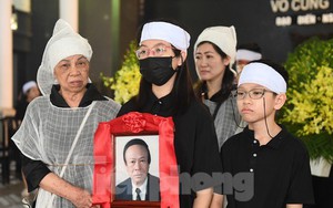 Tiễn đưa đạo diễn, NSND Bùi Đình Hạc