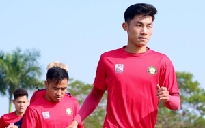 Học trò cũ của HLV Troussier gia nhập đội Hạng Nhất vào giờ chót