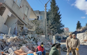 Nhiều người bị thương do một trận động đất mới ở miền đông Thổ Nhĩ Kỳ