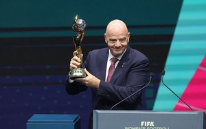 Chủ tịch FIFA muốn được đón tiếp như nguyên thủ, chủ nhà World Cup 2023 lắc đầu