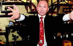 Bỏ việc công nhân, người đàn ông khởi nghiệp bán vịt kho: Hốt bạc tỷ, trở thành món ăn vặt "hot hit" tại xứ Trung