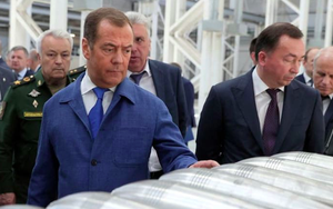 Ông Medvedev nói đến khả năng Nga sáp nhập 2 vùng ly khai của Gruzia