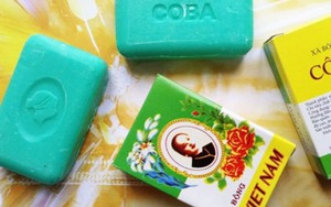 Xà bông Cô Ba từng đánh bại hàng nhập khẩu, thâu tóm thị trường Đông Dương, nay tồn tại "lay lắt", có giá 70.000đ/10 bánh trên Shopee