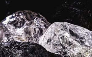 Kim cương có thể sẽ "phun trào" từ trung tâm Trái đất khi các siêu lục địa tan rã