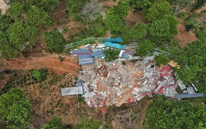 Cận cảnh công trình ‘xẻ thịt’ đất rừng phòng hộ ở Sóc Sơn bị tháo dỡ