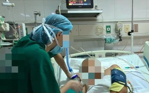 Lương thấp, bác sĩ trẻ nghỉ viện công, chấp nhận đền bù tiền để sang viện tư làm
