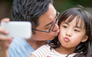 6 bức ảnh của con không nên công khai trên mạng xã hội