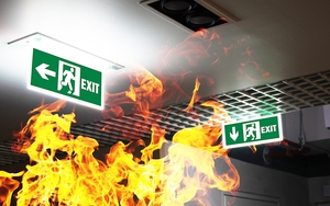 Khi cháy nhà cao tầng, nên chạy lên trên hay chạy xuống dưới? Những kỹ năng này ai cũng cần biết