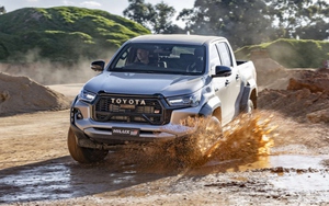 Toyota Hilux GR Sport chính thức được bán tại Úc với giá 73.990 AUD