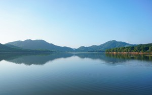 Phát hiện "hồ Tuyền Lâm thu nhỏ" ngay gần Hà Nội, không cần đi Đà Lạt, chỉ cần lái xe chưa đến 1 tiếng