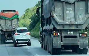 Khởi tố vụ án 2 xe ben chèn ép ô tô con trên cao tốc