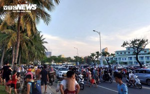 Xe máy lấn chiếm vỉa hè phạt bao nhiêu tiền?