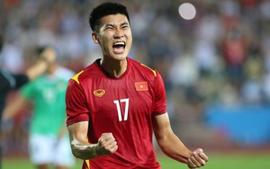 Tiền đạo U23 Việt Nam phải cách ly, HLV Hoàng Anh Tuấn báo tin kém vui về nhà vô địch SEA Games