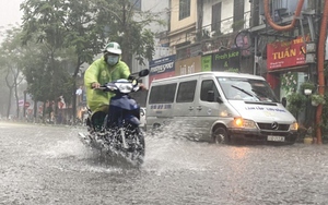 Thời tiết hôm nay 25/9: Hà Nội mưa dông, đề phòng lốc, sét và gió giật mạnh