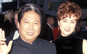 Hồng Kim Bảo và vợ hoa hậu kém 13 tuổi