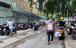 Kết luận của Ban cán sự đảng UBND TP HCM liên quan thu phí vỉa hè