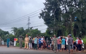 Công an điều tra nguyên nhân cái chết bất thường của người phụ nữ bên đường