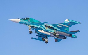 Tên lửa siêu thanh Kinzhal lần đầu được phóng từ oanh tạc cơ Su-34