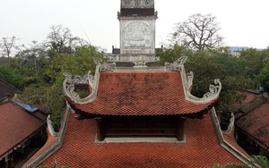 Huyền tích ngôi cổ tự và quả chuông khổng lồ