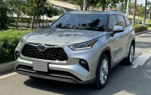 Toyota Highlander đi 3 năm chào giá đắt hơn BMW X5 mới, người bán chia sẻ: 'Full option không thiếu nút gì'