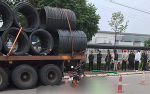 Đâm vào đuôi xe đầu kéo đang đỗ, một người đi xe máy tử vong