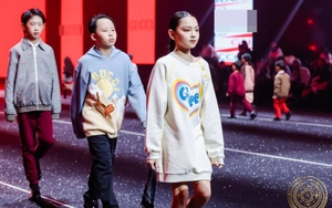 Mẫu nhí Việt nổi bật trên sàn catwalk Trung Quốc