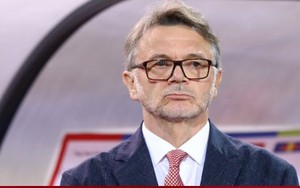 Tuyển Việt Nam thất bại ở Asian Cup 2023: Chưa phải lúc sa thải HLV Troussier?