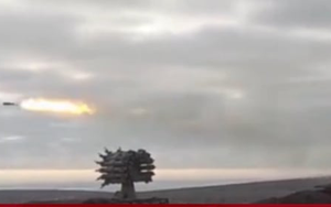 Nga biến xe tăng T-80 thành hệ thống rocket phóng loạt