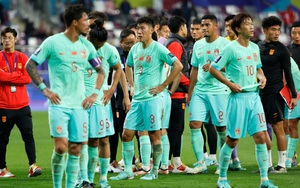 Hé lộ bê bối của tuyển Trung Quốc: Cầu thủ giả vờ chấn thương để không lên ĐTQG