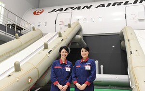 Kỳ tích Nhật Bản: Cách đào tạo phi hành đoàn đỉnh cao của Japan Airlines cứu sống gần 400 người khỏi chiếc máy bay bốc cháy