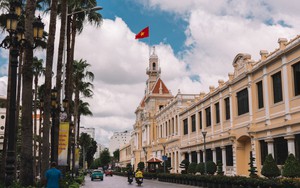 Kinh tế Việt Nam 2024: Chuyên gia nước ngoài nêu 3 chữ quan trọng - có thể tăng trưởng nhanh hơn láng giềng