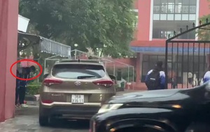 Thực hư việc học sinh đứng cổng trường cúi chào giáo viên trong mưa, rét ở Thanh Hóa