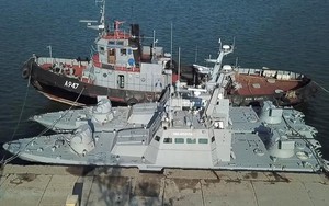 Tàu bọc thép Ukraine sẽ chống lại chính tàu cảm tử không người lái của Kyiv?