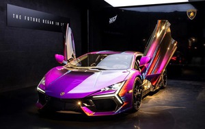 Chiếc Lamborghini Revuelto ‘tốn công tốn sức’ nhất là đây: Mất 435 tiếng sơn thủ công, 220 tiếng độ nội thất