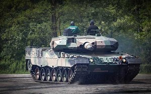 Ba Lan triển khai xe tăng Leopard 2 đến Latvia