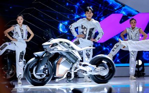 Vietnam Motor Show 2024: Yamaha giới thiệu mẫu xe "như khoa học viễn tưởng", Honda tuyên bố ra mắt xe máy điện tại Việt Nam đầu năm sau