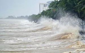 Tin bão khẩn cấp - cơn bão số 6: Bão giật cấp 14, hàng loạt tỉnh thành mưa xối xả từ đêm nay