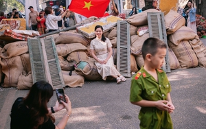 Hà Nội những ngày này: Ai cũng được sống trong ký ức hào hùng của tháng 10 lịch sử