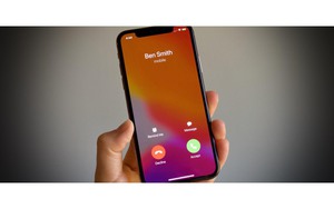 iPhone có tính năng ghi âm cuộc gọi, người dùng Việt thất vọng: "Khác gì đánh động luôn cho bọn lừa đảo"