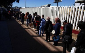 Đảng Dân chủ Mỹ lo xa