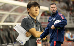 HLV Shin Tae-yong gặp nguy, Indonesia nhắm cựu sao Ruud van Nistelrooy về đá AFF Cup 2024