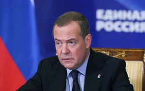 Ông Medvedev: Mối nguy hiểm của ông Trump khi đắc cử