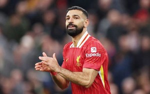 Salah úp mở như sắp chia tay Liverpool