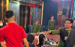 Cảnh sát kiểm tra cơ sở giải trí 'hot' nhất nhì Vĩnh Phúc