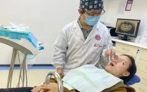 Người phụ nữ 32 tuổi miệng chỉ còn 4 chiếc răng