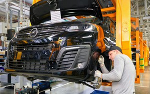 Nga tiếp tục bẻ gãy gọng kìm phương Tây: Nhà máy ô tô của châu Âu được "phá băng", Trung Quốc giúp sức