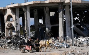 Pháo kích dữ dội ở Gaza, Mỹ tiến hành 5 cuộc tấn công phủ đầu vào Yemen