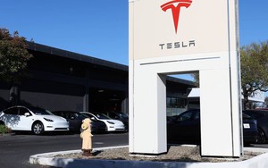 Vận đen đeo bám Elon Musk, Tesla thông báo đợt thu hồi lớn nhất trong lịch sử, gần như toàn bộ xe điện của hãng ở Mỹ bị ảnh hưởng